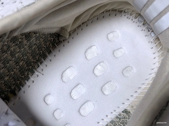 Yeezy V2 Boost Citrin FW3042 350 Adidas 0811